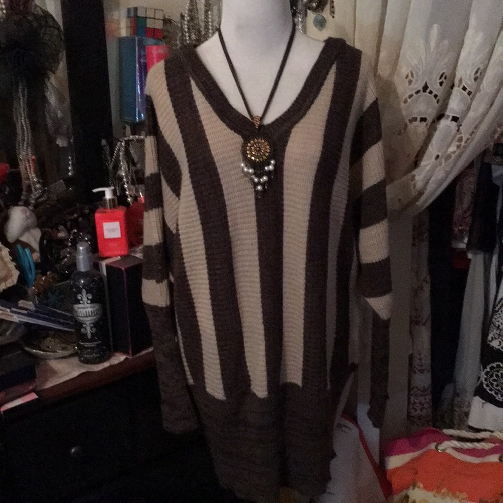 BEAUTIFUL TWO TONE SWEATER SZ 2X 🐻